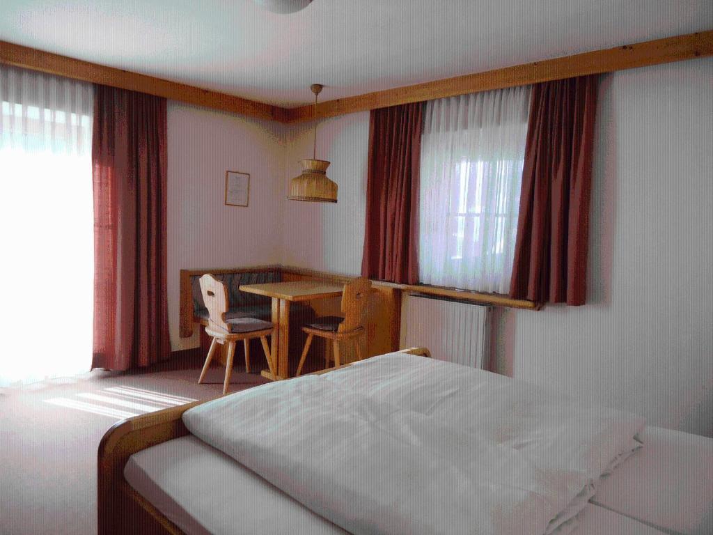 Landgasthof Dorferwirt Oberau Rom bilde