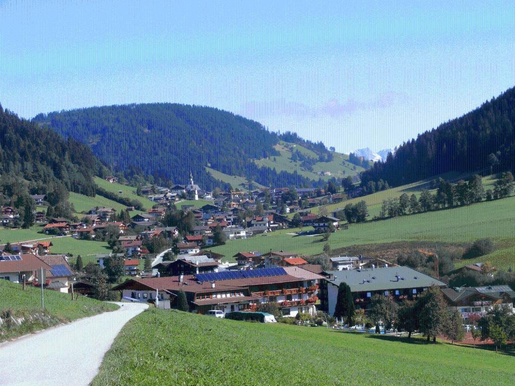 Landgasthof Dorferwirt Oberau Eksteriør bilde